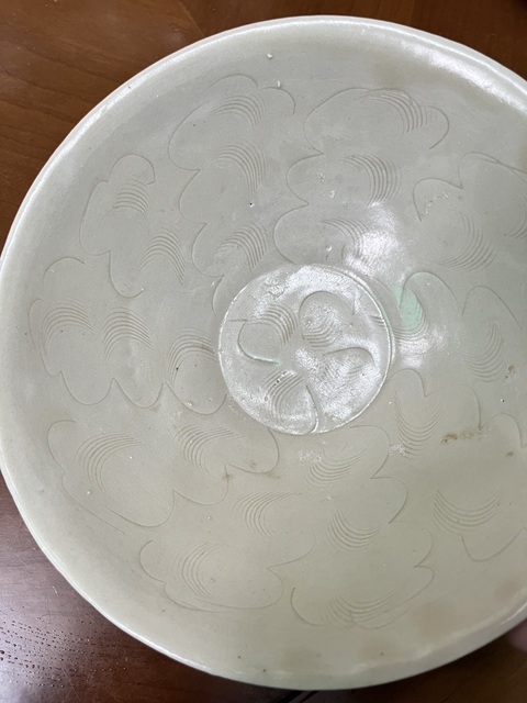 古玩陶瓷宋~青白釉刻云氣紋斗笠碗拍賣，當(dāng)前價格3566元