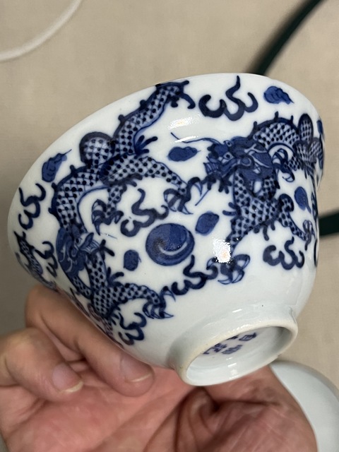 古玩陶瓷龍紋青花蓋杯真品鑒賞圖