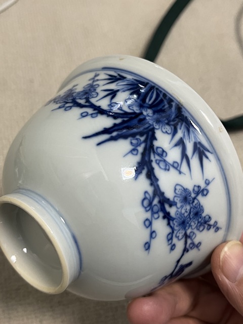 古玩陶瓷竹梅喜鵲紋青花蓋碗真品鑒賞圖