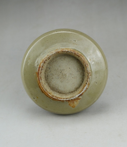 古玩陶瓷精品:明代龍泉窯青瓷托盤（高品質）拍賣，當前價格33元