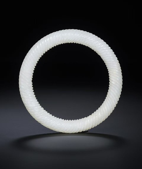 古玩玉器清代和田玉絞絲紋手鐲真品鑒賞圖