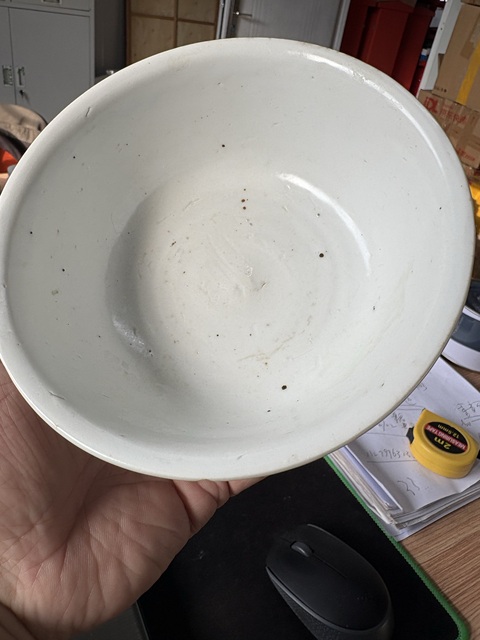 古玩陶瓷明中白釉碗真品鑒賞圖