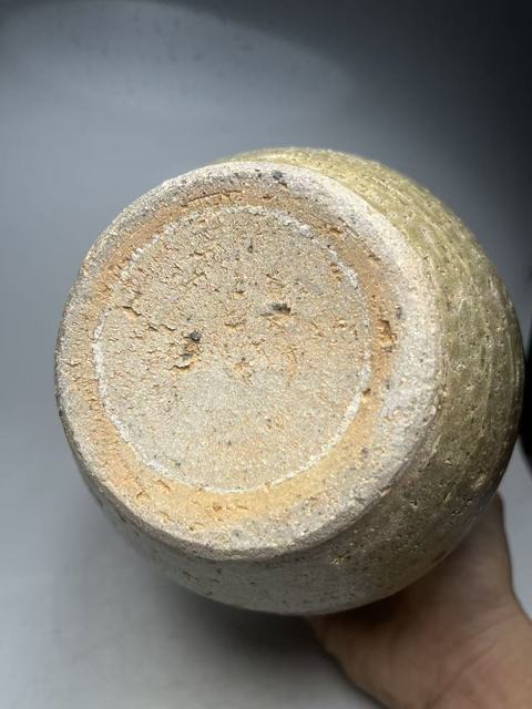 古玩陶瓷（晚唐至北宋）青釉雙系罐拍賣，當(dāng)前價(jià)格0元