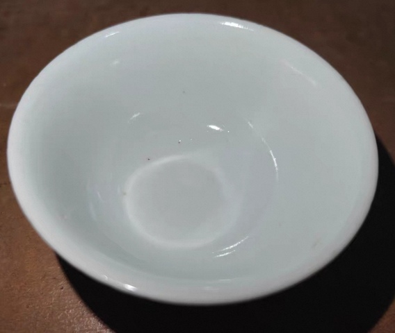 古玩陶瓷青花釉里紅蝙蝠紋杯真品鑒賞圖