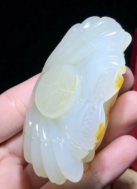 古玩玉器染色仿和田玉籽料“螃蟹”真品鑒賞圖