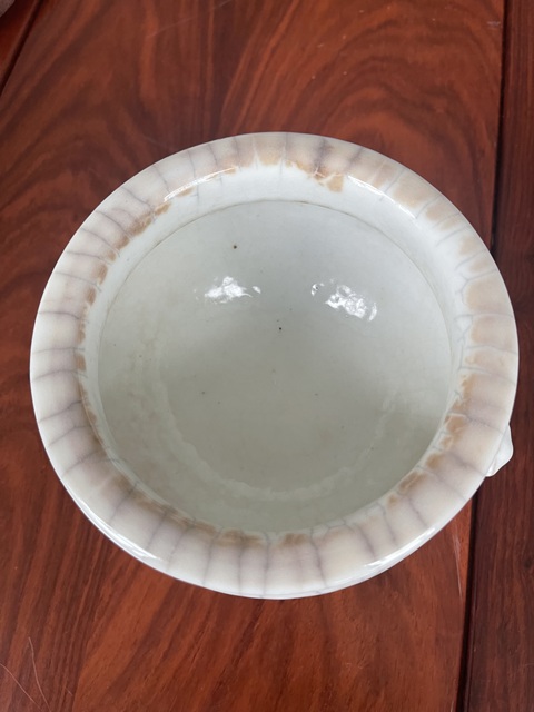 古玩陶瓷雙鋪首官釉圈足香爐真品鑒賞圖