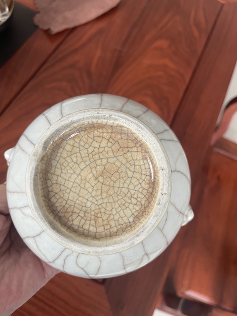 古玩陶瓷雙鋪首官釉圈足香爐真品鑒賞圖