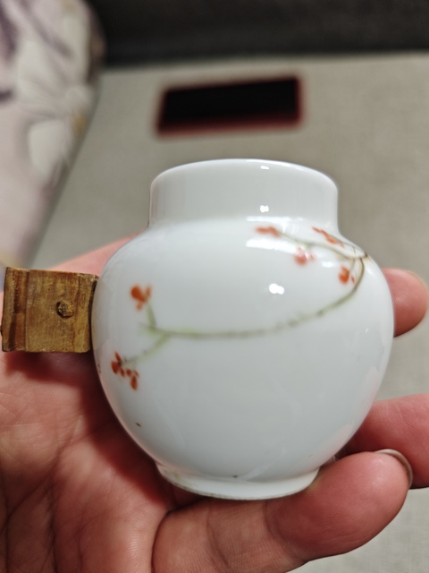 古玩陶瓷粉彩花鳥紋鳥食罐真品鑒賞圖