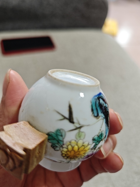 古玩陶瓷粉彩花鳥紋鳥食罐真品鑒賞圖