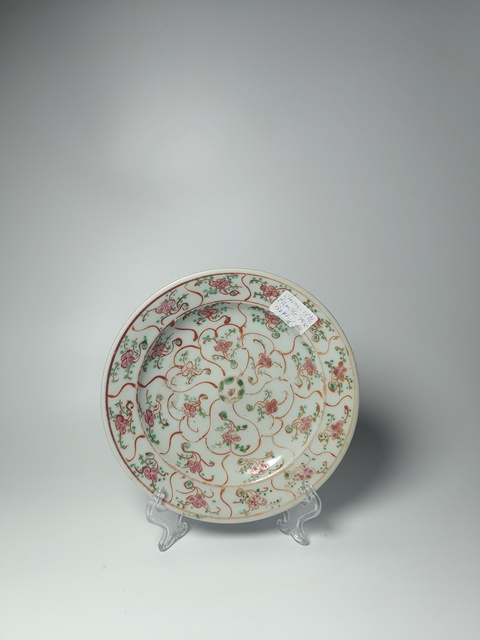 古玩陶瓷粉彩靈芝花卉紋盤真品鑒賞圖