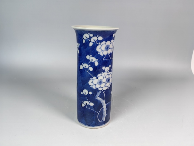 古玩陶瓷晚清冰梅紋青花花觚真品鑒賞圖