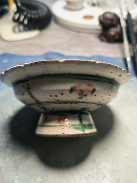 古玩陶瓷紅綠彩高足盤(pán)真品鑒賞圖