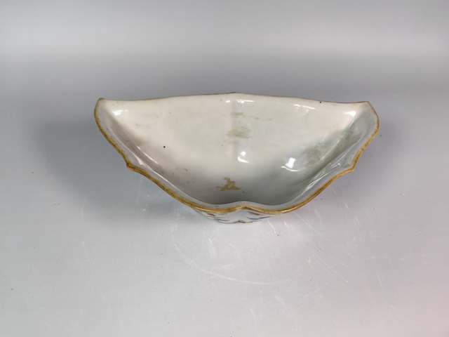 古玩陶瓷清中晚料彩花卉紋供盤真品鑒賞圖