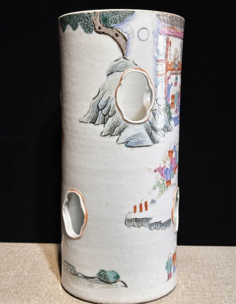 古玩陶瓷粉彩百子鬧春帽筒真品鑒賞圖