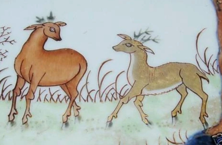 古玩陶瓷青花礬紅松鹿圖折沿盤真品鑒賞圖