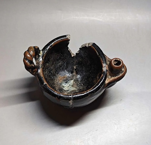 古玩陶瓷清代黑釉油燈真品鑒賞圖