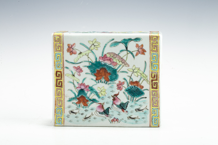 古玩陶瓷清晚·粉彩花鳥紋書擋拍賣，當前價格3136元