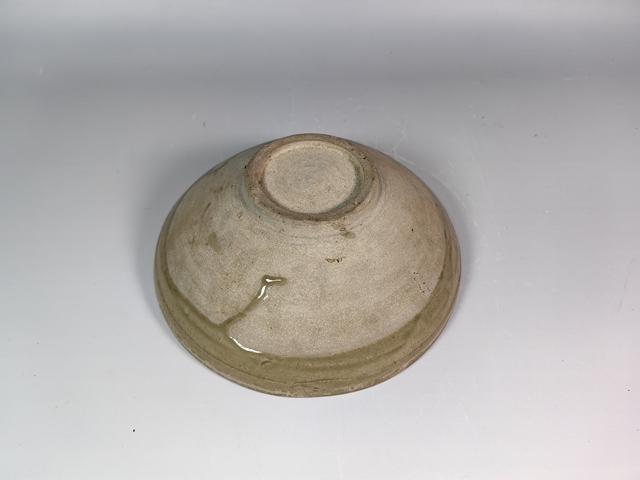 古玩陶瓷宋代青釉大碗真品鑒賞圖