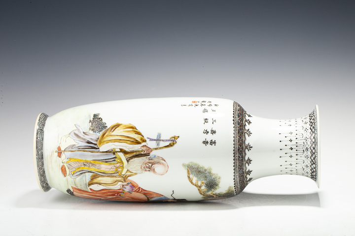 古玩陶瓷民國·吳寄甄作 粉彩三星人物紋撇口瓶真品鑒賞圖