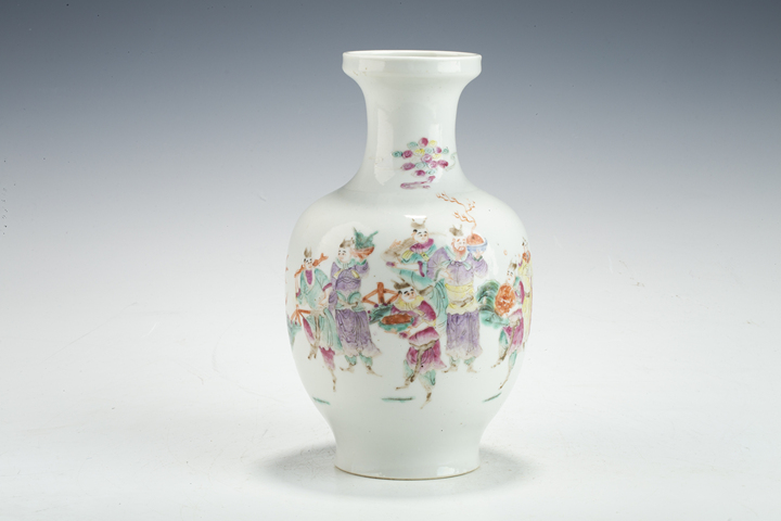 古玩陶瓷民國·粉彩八蠻進寶紋盤口瓶拍賣，當前價格258元