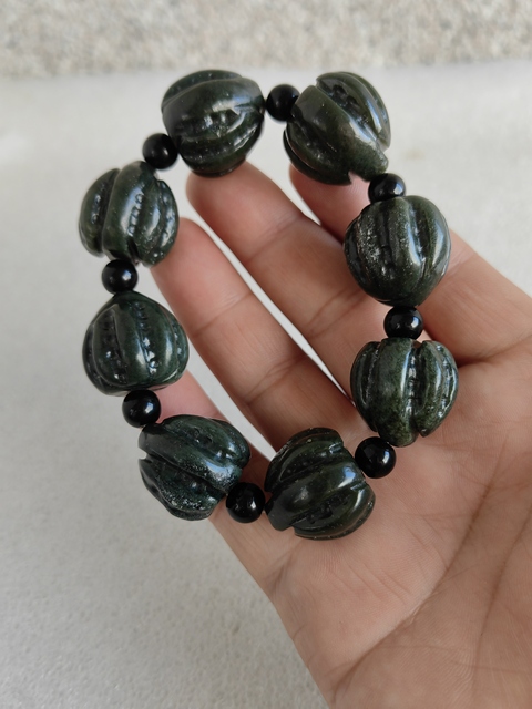 古玩玉器和田青玉手串拍賣，當(dāng)前價(jià)格398元