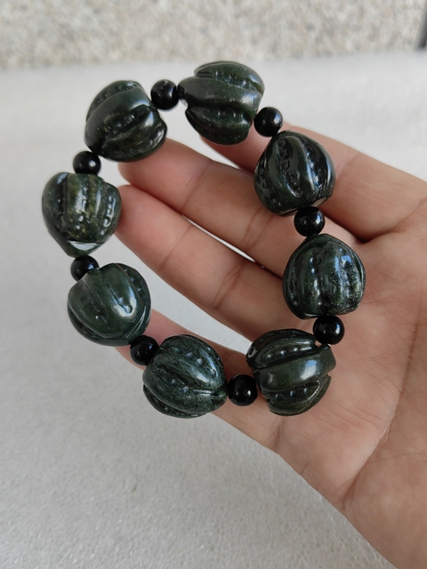 古玩玉器和田青玉手串拍賣，當(dāng)前價(jià)格398元