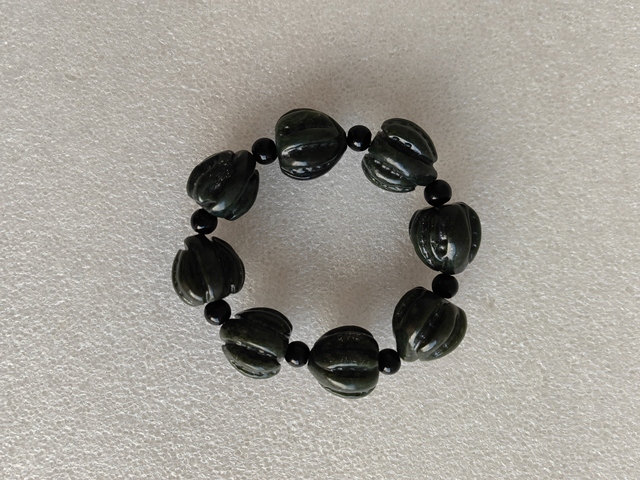 古玩玉器和田青玉手串拍賣，當(dāng)前價(jià)格398元