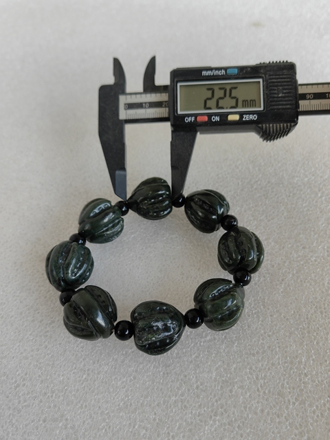 古玩玉器和田青玉手串拍賣，當(dāng)前價(jià)格398元