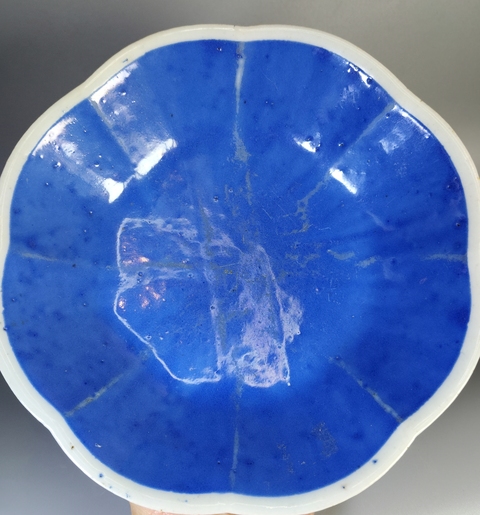 古玩陶瓷藍地粉彩花卉紋貢碗真品鑒賞圖