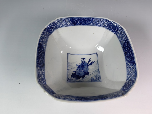 古玩陶瓷康熙人物故事紋青花四方倭角供碗真品鑒賞圖