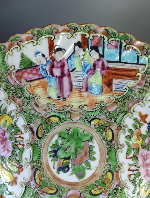 古玩陶瓷清晚-廣彩人物故事紋盤拍賣，當前價格2699元