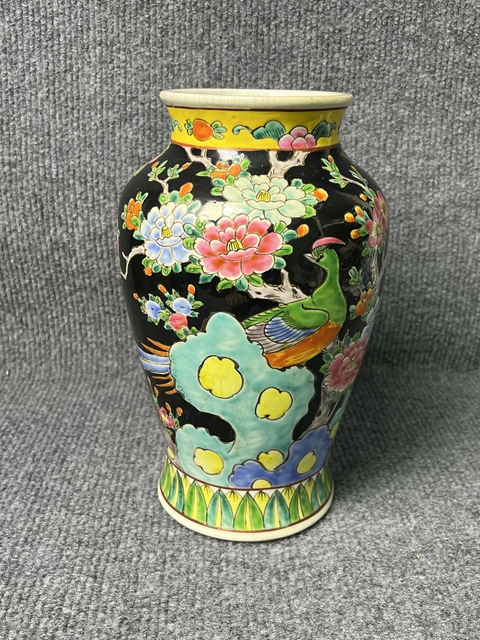 古玩陶瓷花鳥紋墨地彩繪罐真品鑒賞圖