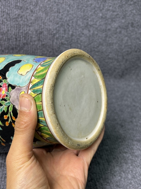 古玩陶瓷花鳥紋墨地彩繪罐真品鑒賞圖