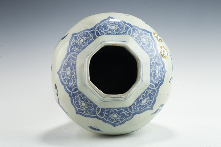 古玩陶瓷明末清初·青花花果紋八方罐真品鑒賞圖