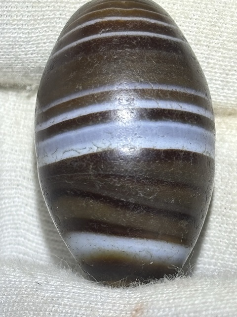 古玩玉器清代藏傳蠶絲瑪瑙勒珠真品鑒賞圖