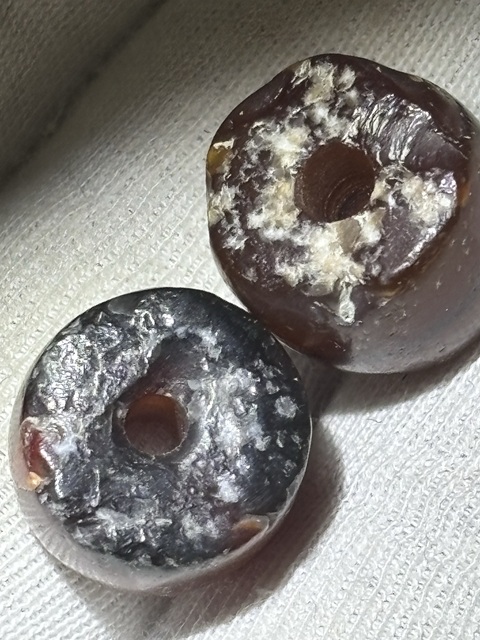 古玩玉器紅瑪瑙珠真品鑒賞圖