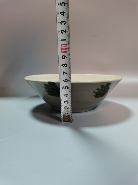 古玩陶瓷清中晚期青花碗真品鑒賞圖