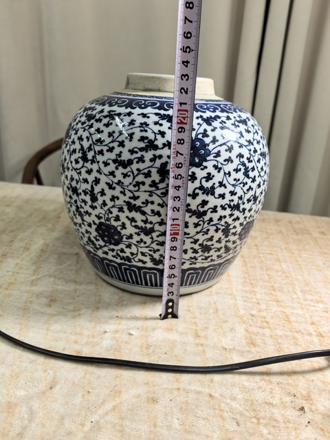 古玩陶瓷青花纏枝花卉紋罐，浙料，溫度低了真品鑒賞圖