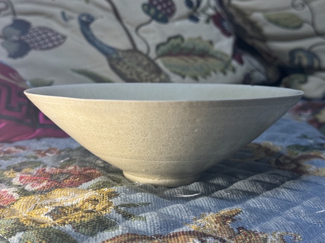 古玩陶瓷宋代湖田窯斗笠碗真品鑒賞圖