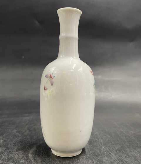 古玩陶瓷民國 粉彩花卉紋瓶真品鑒賞圖