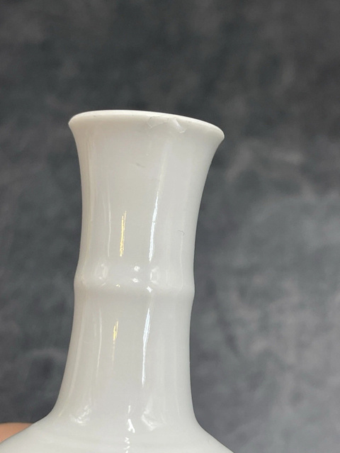 古玩陶瓷民國 粉彩花卉紋瓶真品鑒賞圖