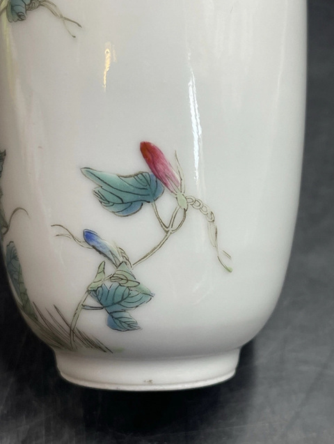 古玩陶瓷民國 粉彩花卉紋瓶真品鑒賞圖