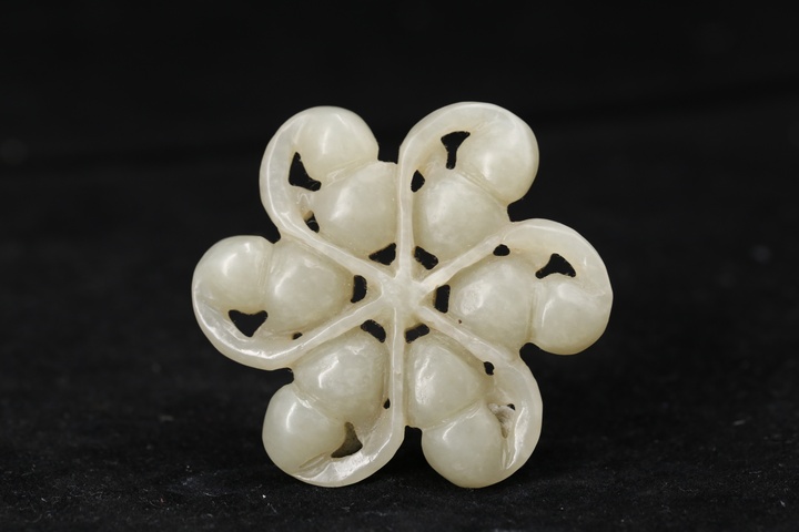 古玩玉器和田玉雕“花卉佩”真品鑒賞圖