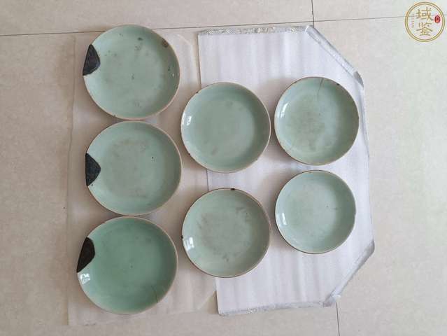 古玩陶瓷清代豆青釉盤拍賣，當前價格118元