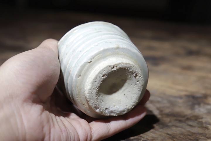 古玩陶瓷青白釉旋紋爐真品鑒賞圖