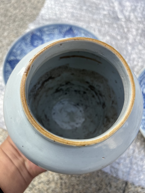 古玩陶瓷甜白釉罐真品鑒賞圖