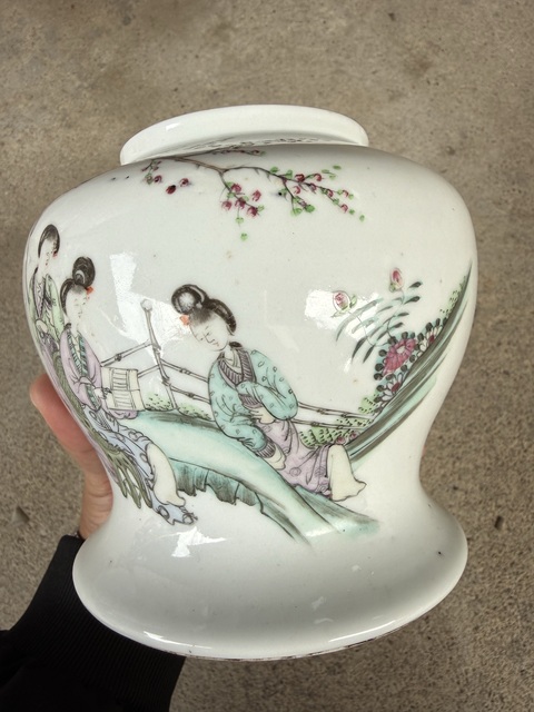 古玩陶瓷民國粉彩桃花美女將軍罐真品鑒賞圖