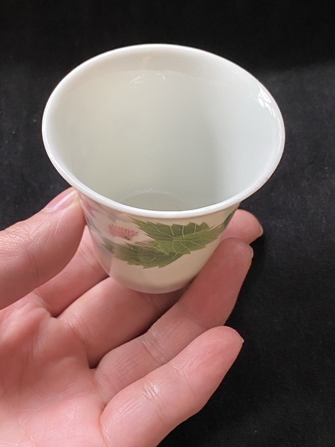 古玩陶瓷民國粉彩花卉紋馬蹄杯拍賣，當前價格338元