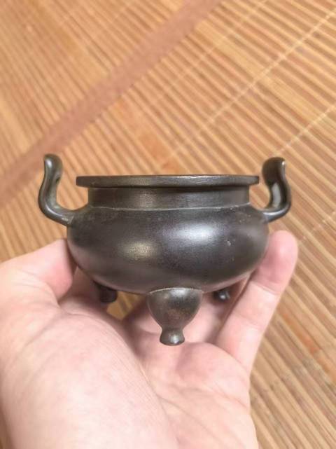 古玩銅器爐真品鑒賞圖