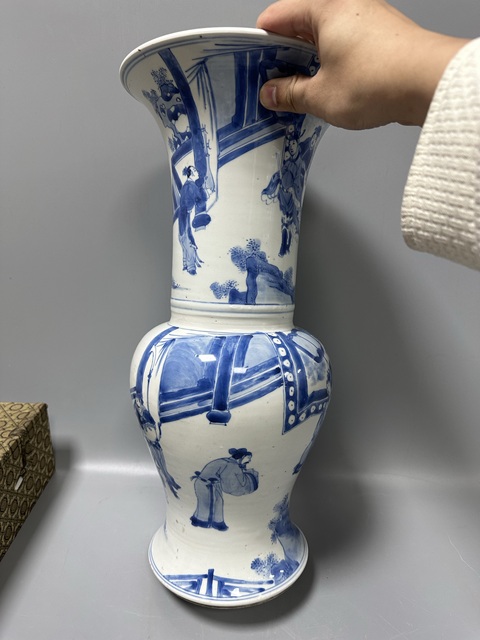 古玩陶瓷清康熙青花人物故事圖鳳尾尊真品鑒賞圖